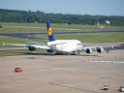 Lufthansa Airbus A 380 zu Besuch Flughafen Koeln Bonn P042